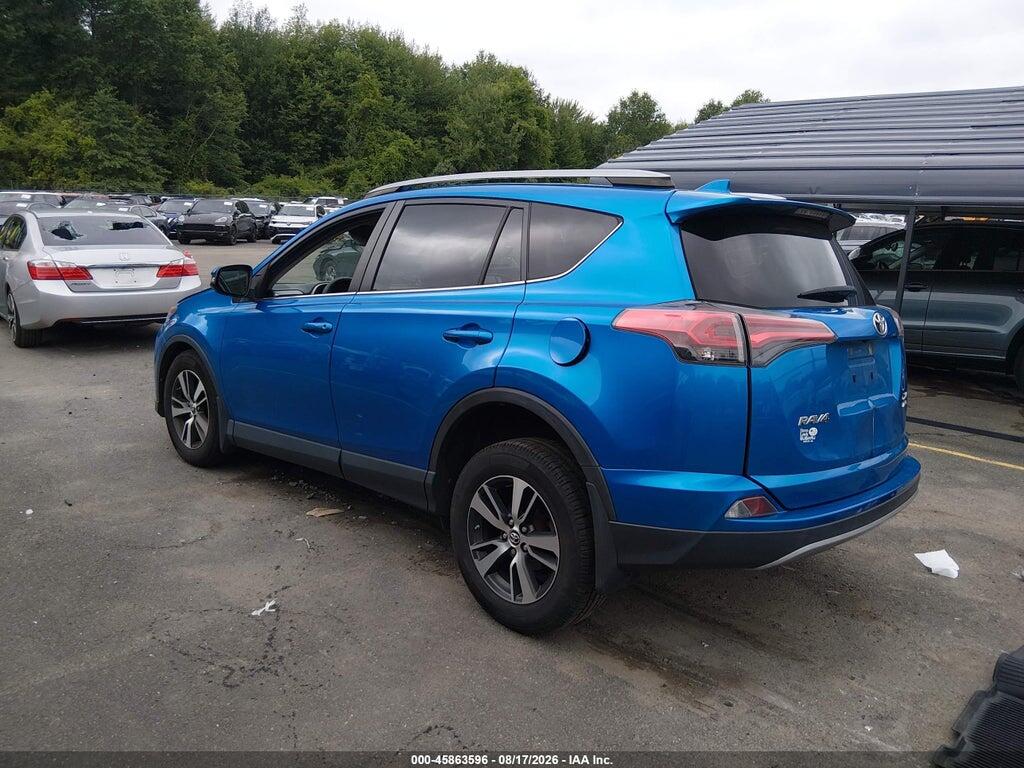 JTMRFREV2HJ714619 2017 TOYOTA RAV4 photo no. 3