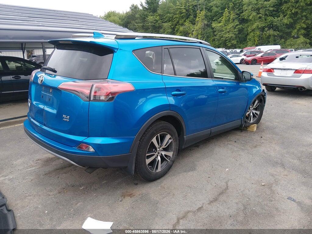 JTMRFREV2HJ714619 2017 TOYOTA RAV4 photo no. 4
