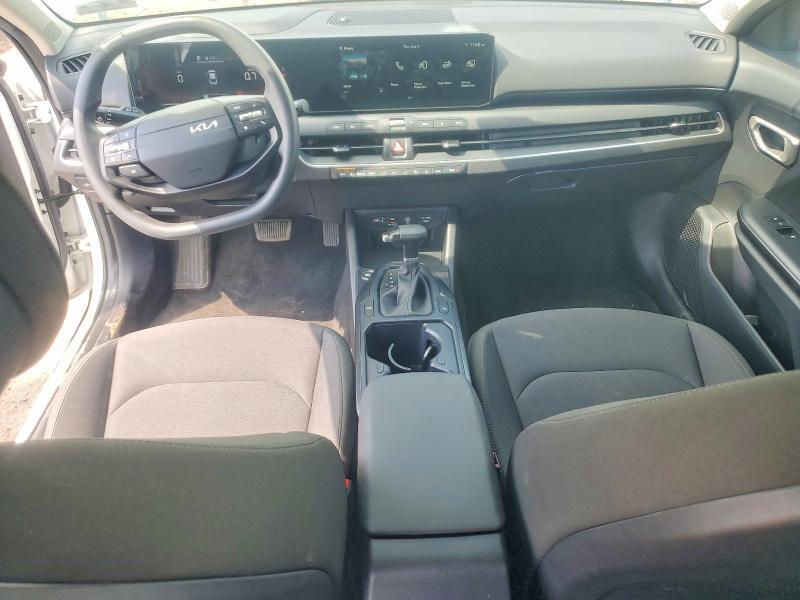 2026 KIA K4 LXS — Фото 8 из 12