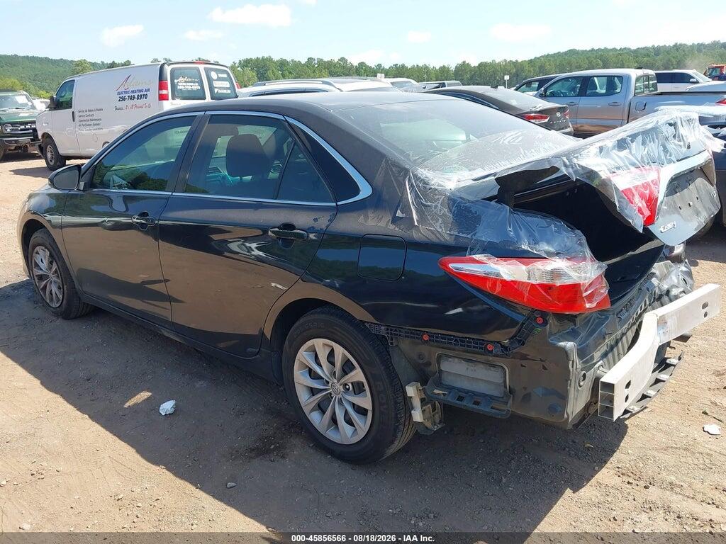 4T1BF1FK5HU678202 2017 TOYOTA CAMRY photo no. 3