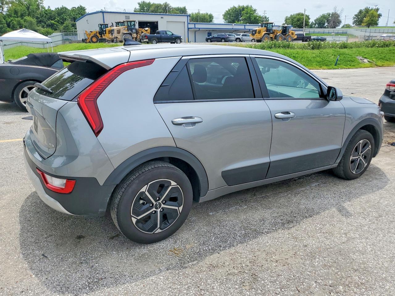 KNDCP3LE0T5318130 2026 KIA NIRO photo no. 3