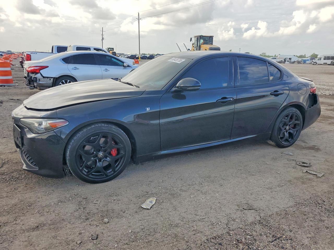 2022 ALFA ROMEO GIULIA ZARFAMBN2N7661993