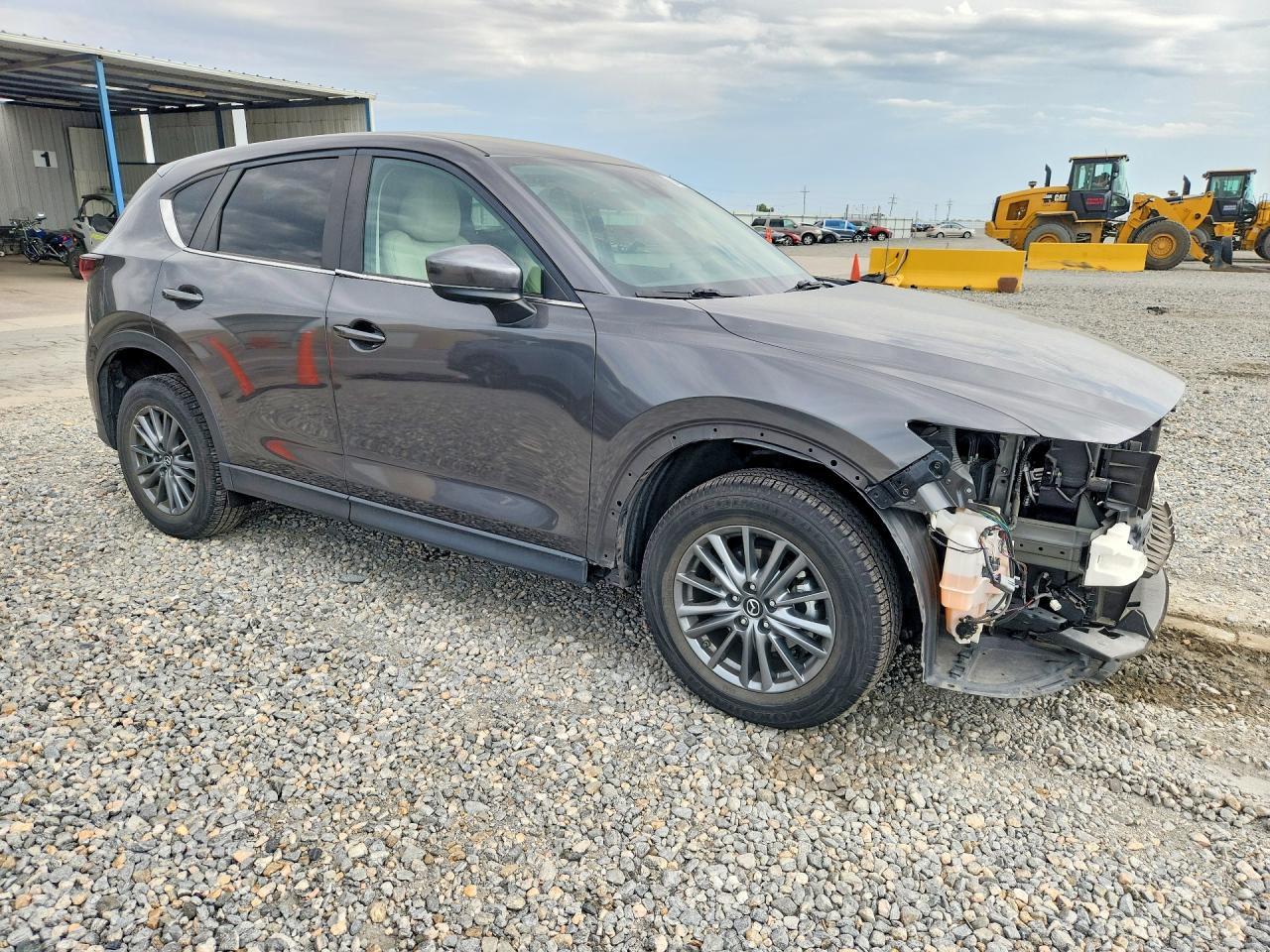JM3KFBCL4H0205655 2017 MAZDA CX-5 photo no. 4