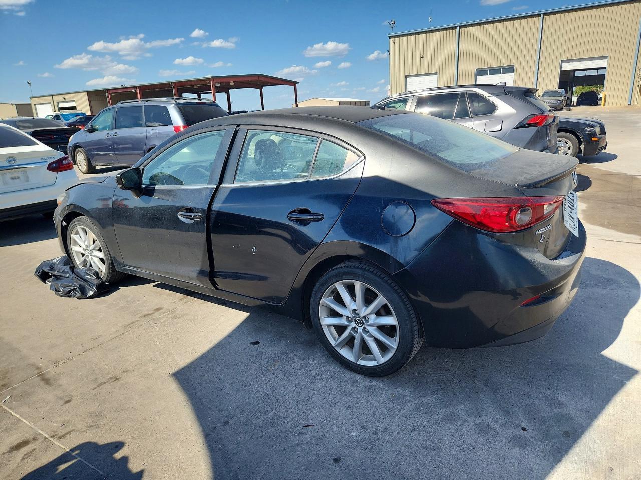 2017 MAZDA 3 GRAND TOURING — Фото 2 из 12