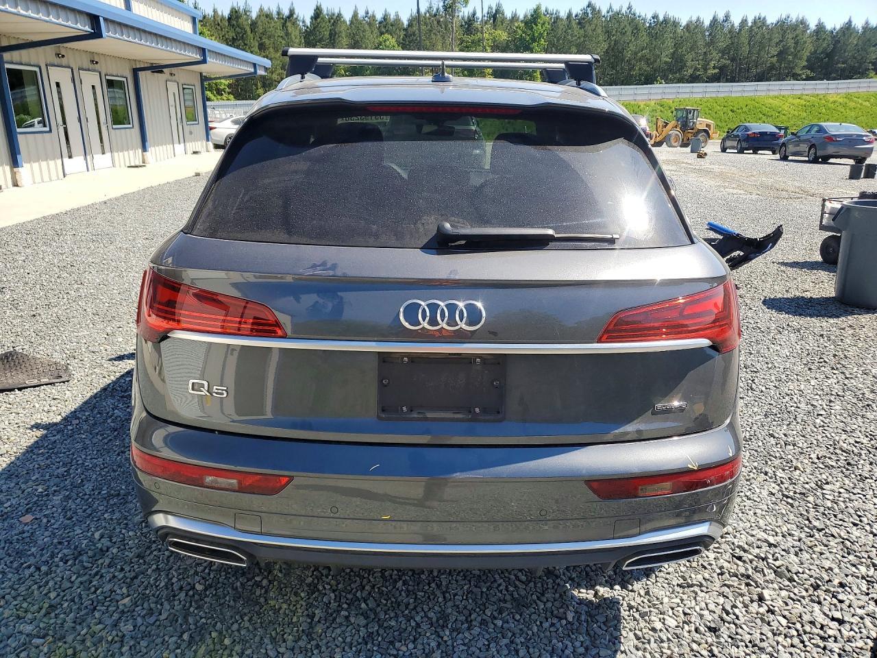 WA1EAAFY8N2001831 2022 AUDI Q5 photo no. 6