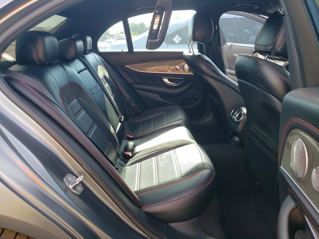 2017 MERCEDES-BENZ E 43 4MATIC AMG — Фото 10 из 12