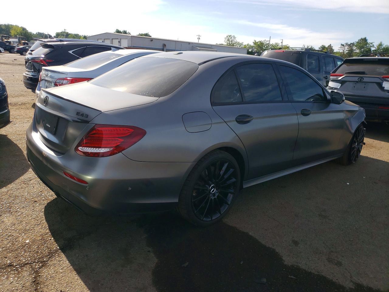2017 MERCEDES-BENZ E 43 4MATIC AMG — Фото 3 из 12