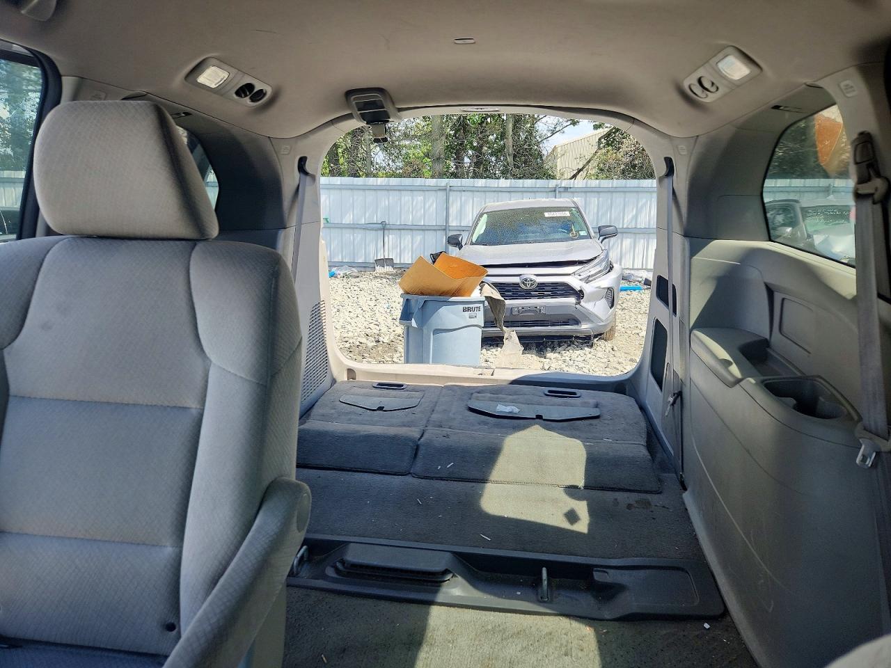 2014 HONDA ODYSSEY LX — Фото 10 из 13