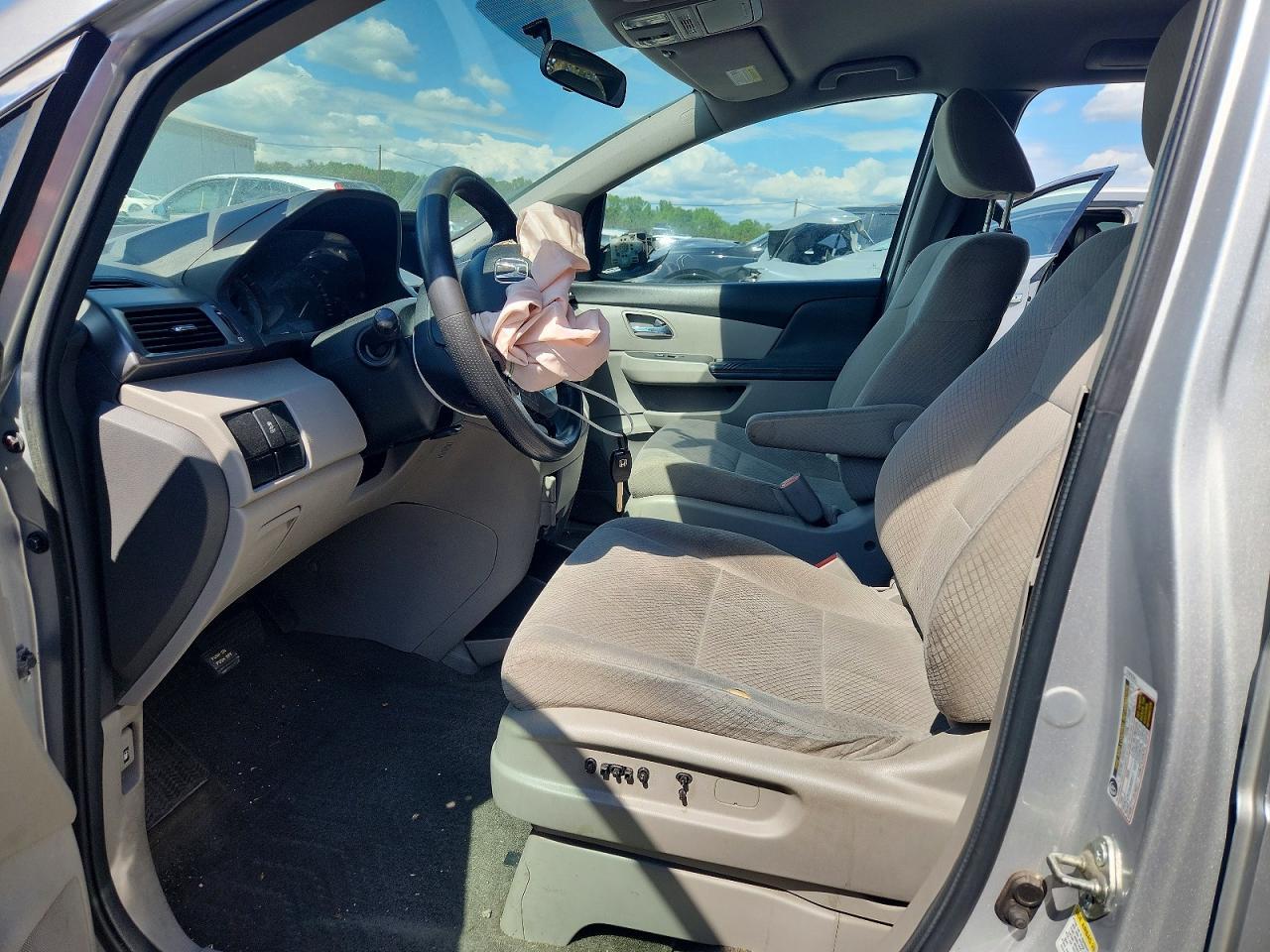 2014 HONDA ODYSSEY LX — Фото 7 из 13