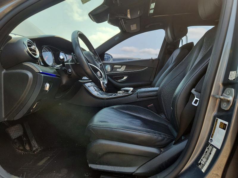 2017 MERCEDES-BENZ E 300 4MATIC — Фото 7 из 12