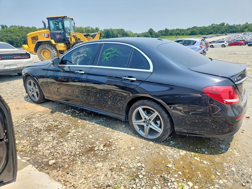 WDDZF4JB3HA042560 2017 MERCEDES-BENZ E photo no. 2