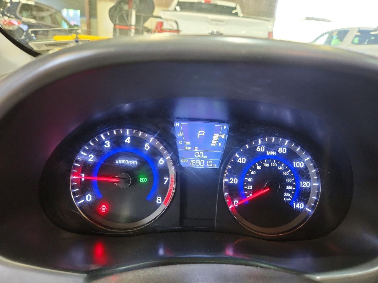 KMHCT4AE6EU758796 2014 HYUNDAI ACCENT photo no. 9
