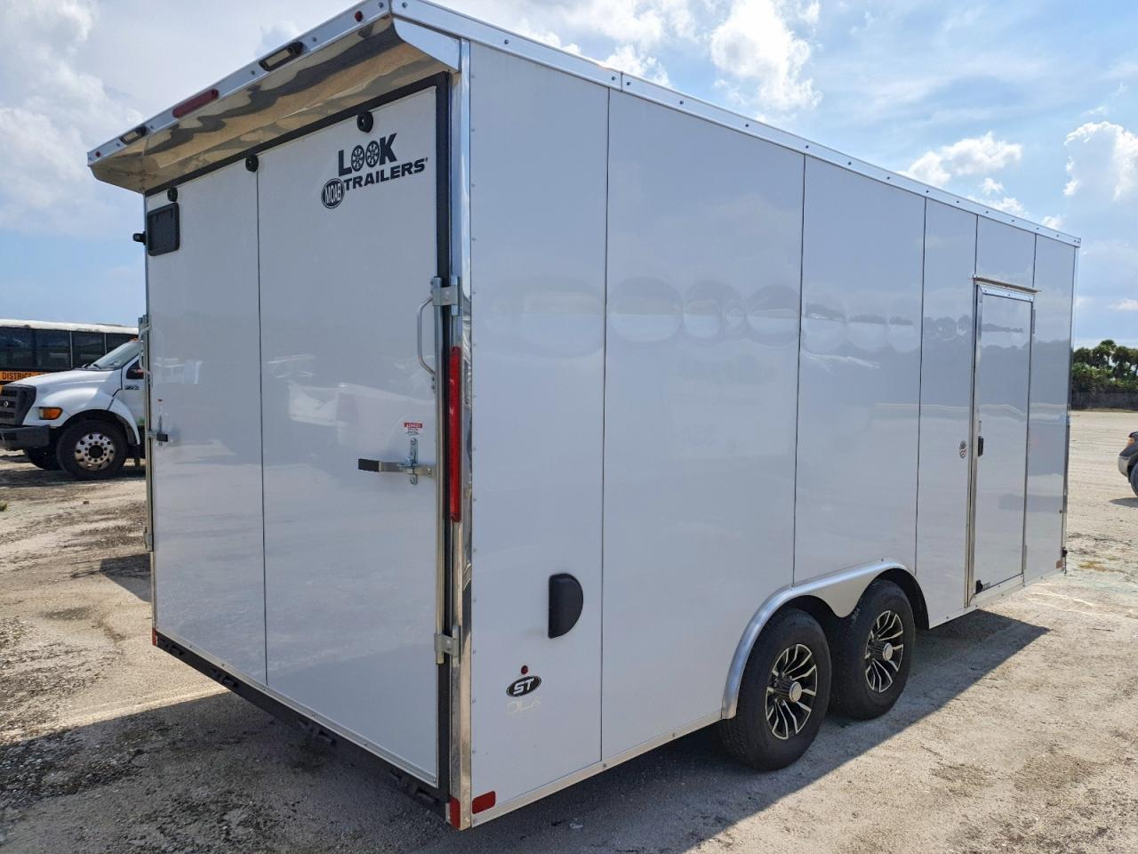 2026 LOOK K-DXC10218-100 ENCLOSED CARGO TRAILER — Фото 7 из 8