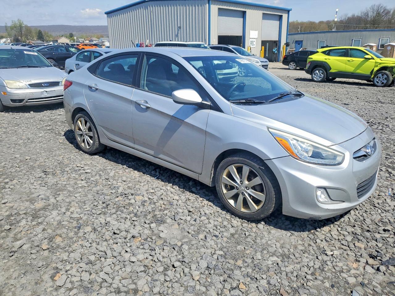 2014 HYUNDAI ACCENT GLS — Фото 4 из 12