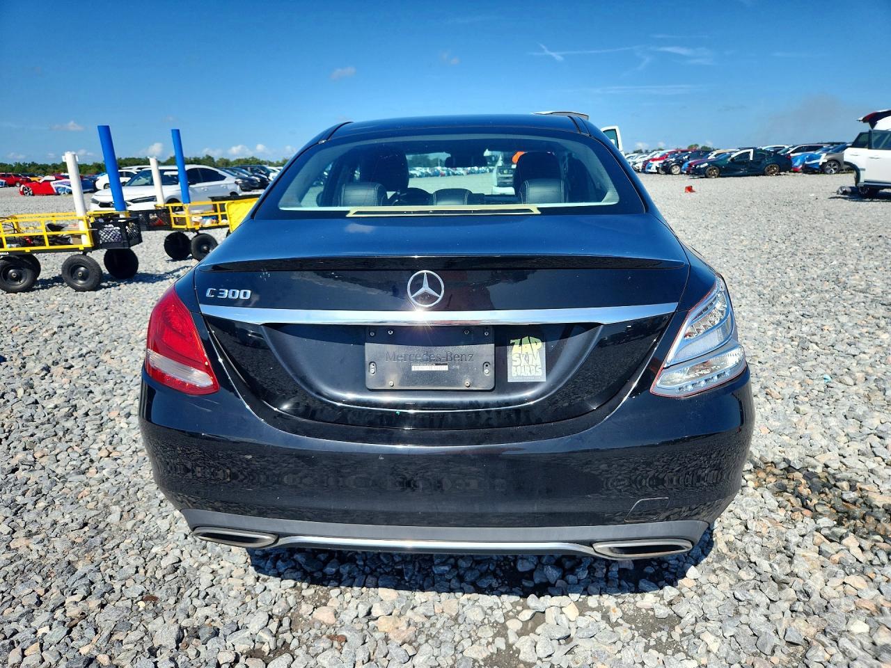 2017 MERCEDES-BENZ C 300 — Фото 6 из 13