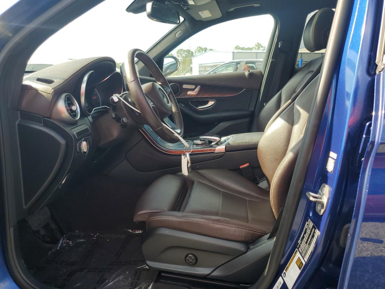 2017 MERCEDES-BENZ GLC 300 — Фото 7 из 13