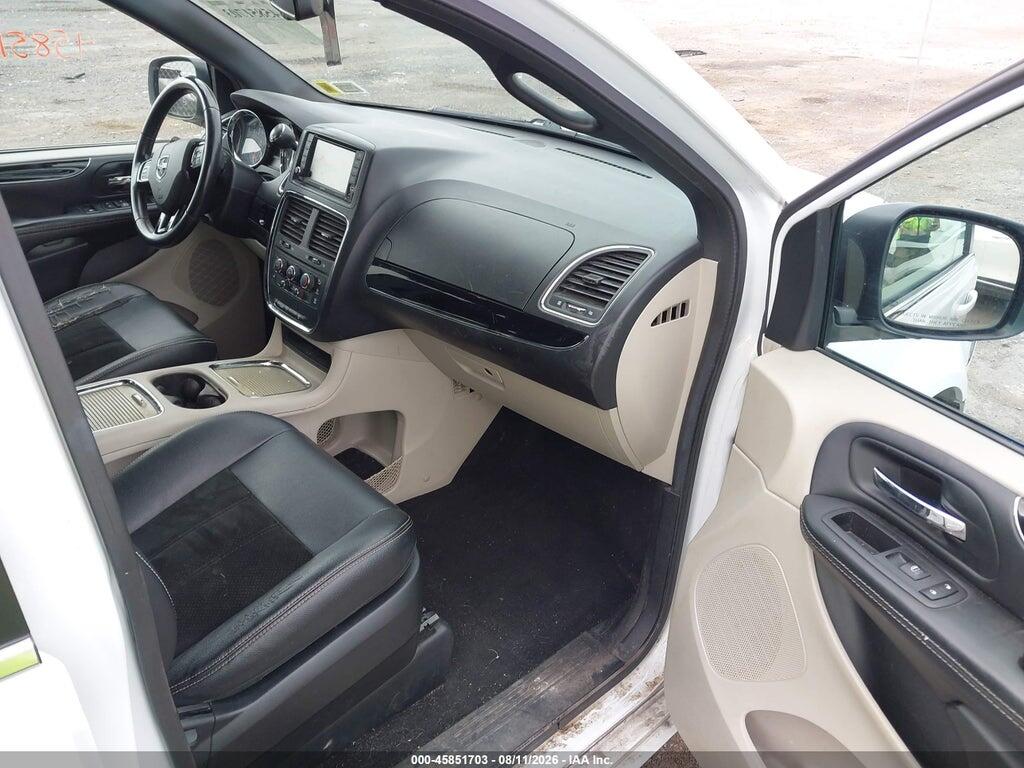 2C4RDGCG8HR826061 2017 DODGE GRAND CARAVAN photo no. 5