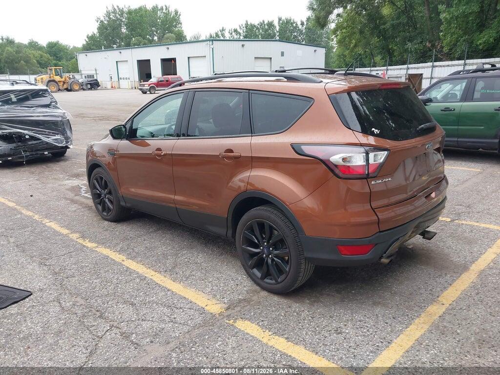 1FMCU0GDXHUD93080 2017 FORD ESCAPE photo no. 3
