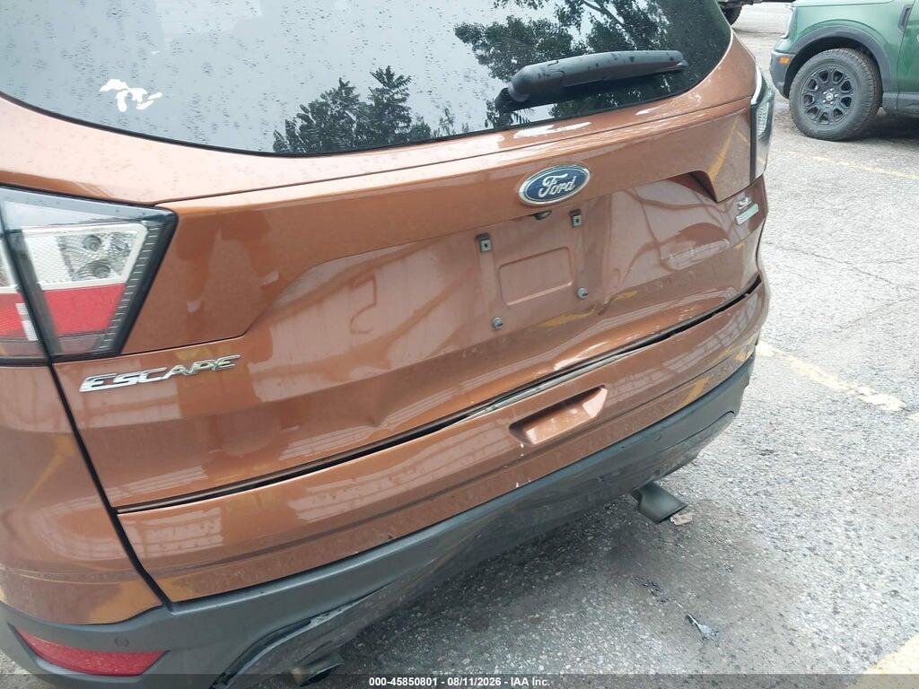 1FMCU0GDXHUD93080 2017 FORD ESCAPE photo no. 6