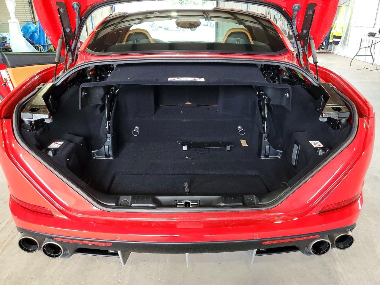 2017 FERRARI CALIFORNIA T — Фото 12 из 13