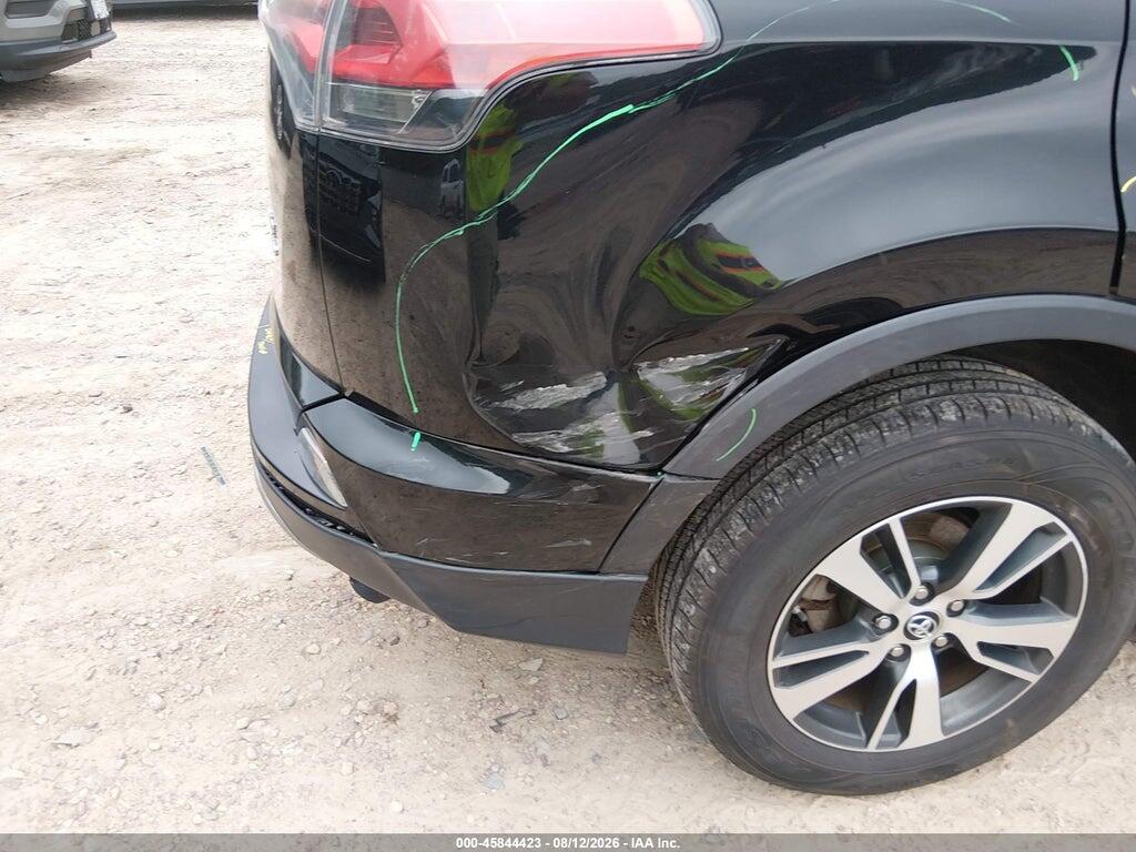 2T3RFREV9HW560573 2017 TOYOTA RAV4 photo no. 6