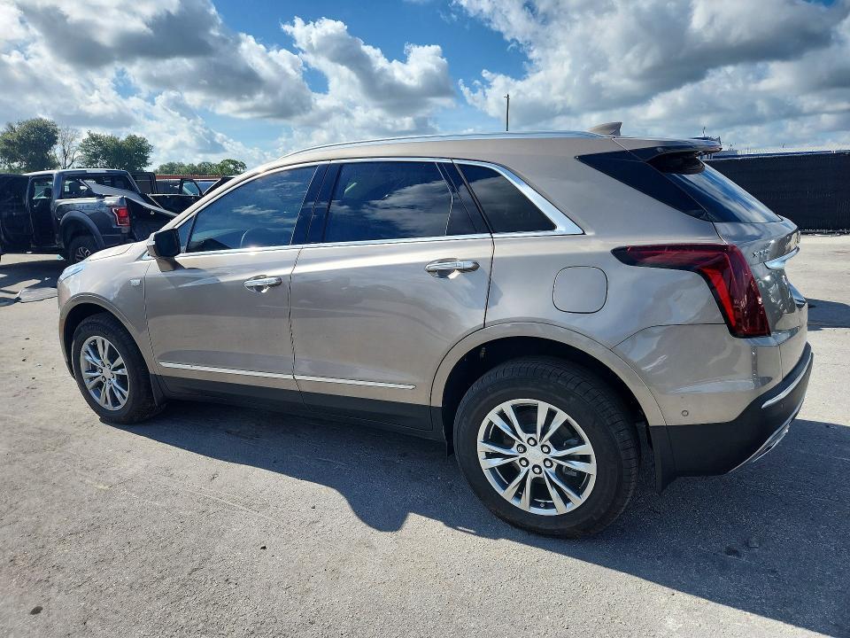 2022 CADILLAC XT5 PREMIUM LUXURY — Фото 2 из 13
