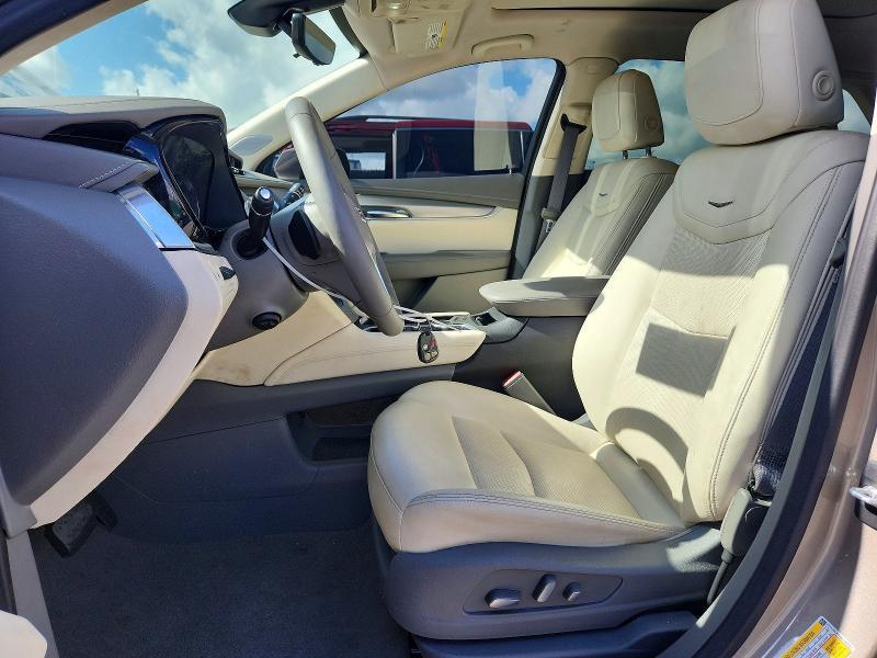 2022 CADILLAC XT5 PREMIUM LUXURY — Фото 7 из 13