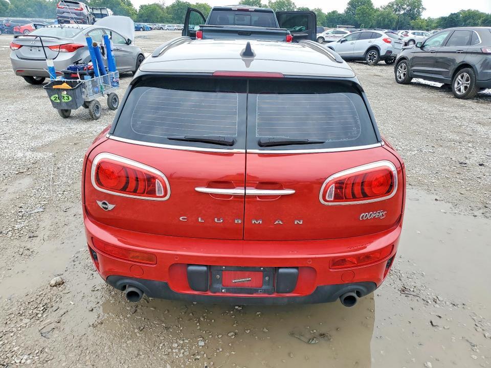 2017 MINI COOPER S CLUBMAN ALL4 — Фото 6 из 12