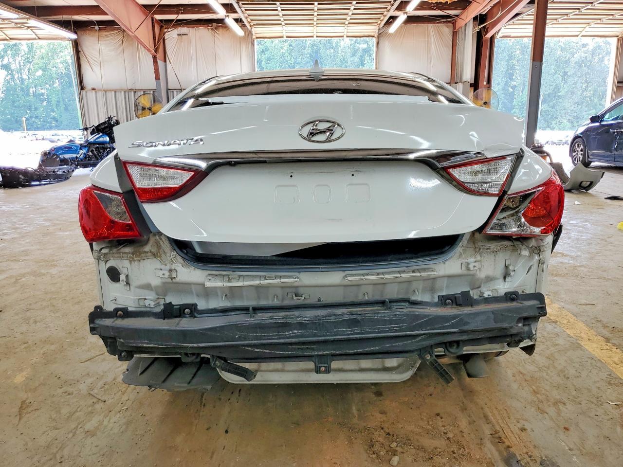 2014 HYUNDAI SONATA GLS — Фото 6 из 12