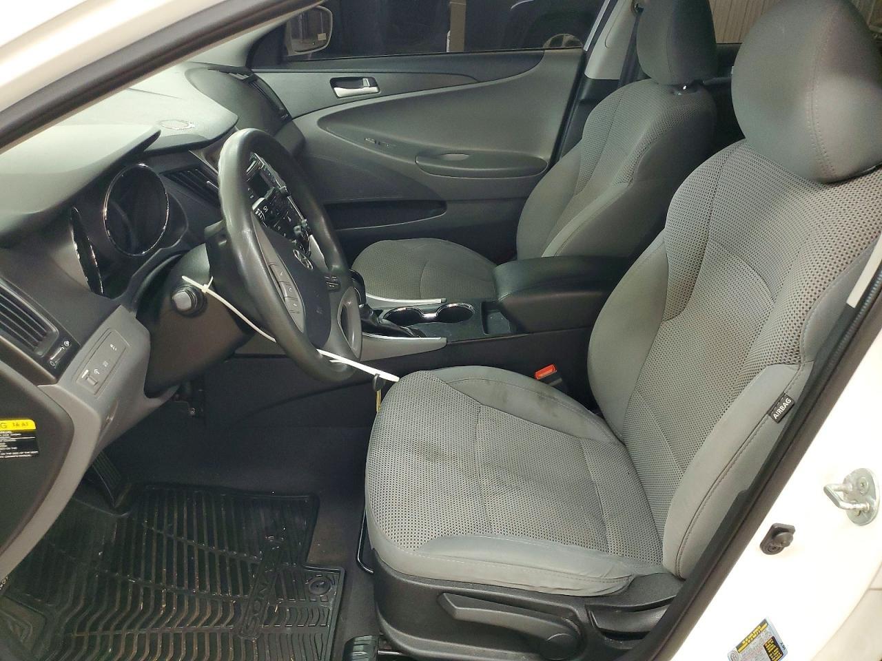 2014 HYUNDAI SONATA GLS — Фото 7 из 12