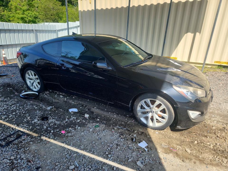 2014 HYUNDAI GENESIS COUPE 2.0T — Фото 4 из 12