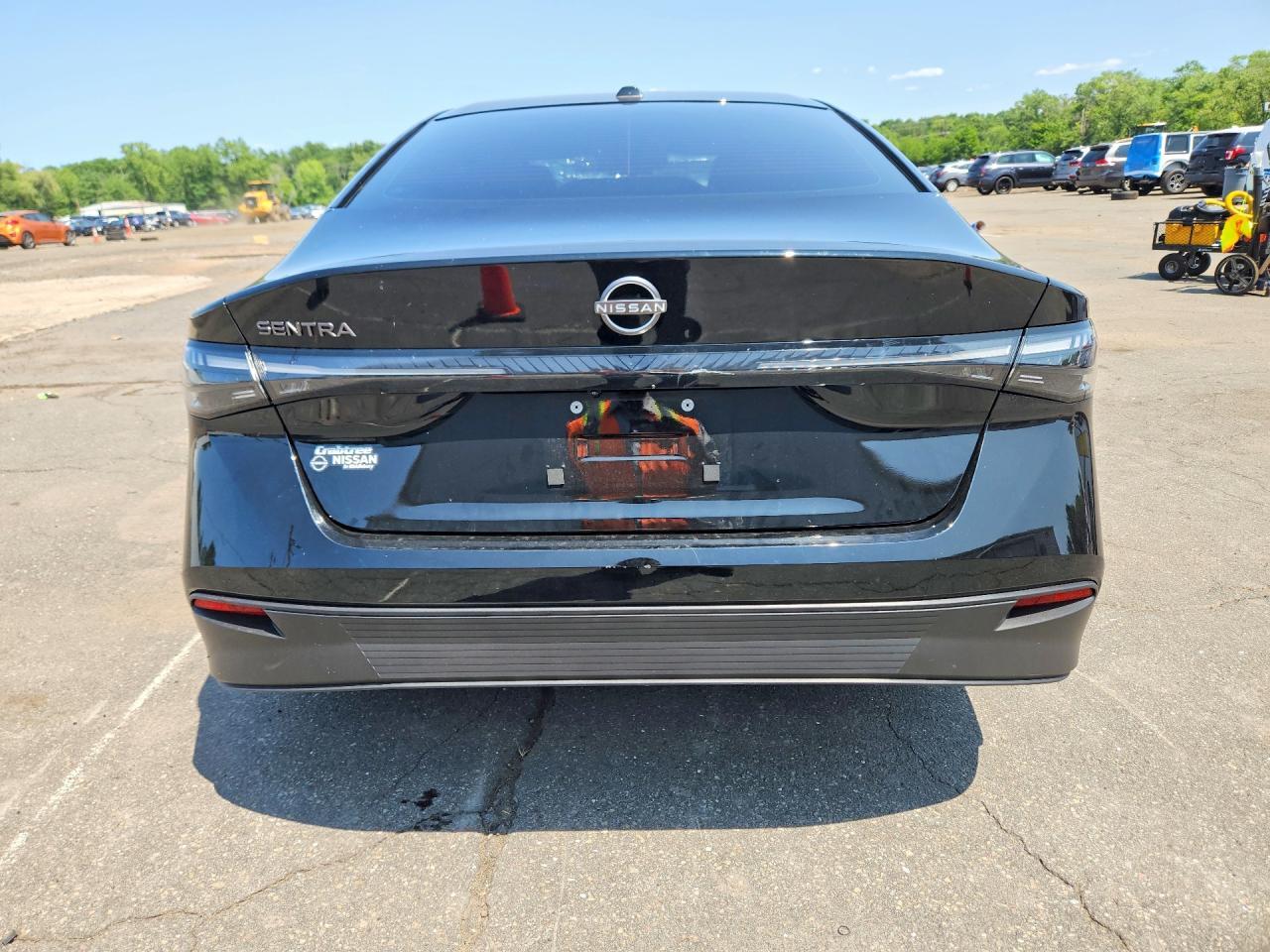 2026 NISSAN SENTRA SV — Фото 6 из 13