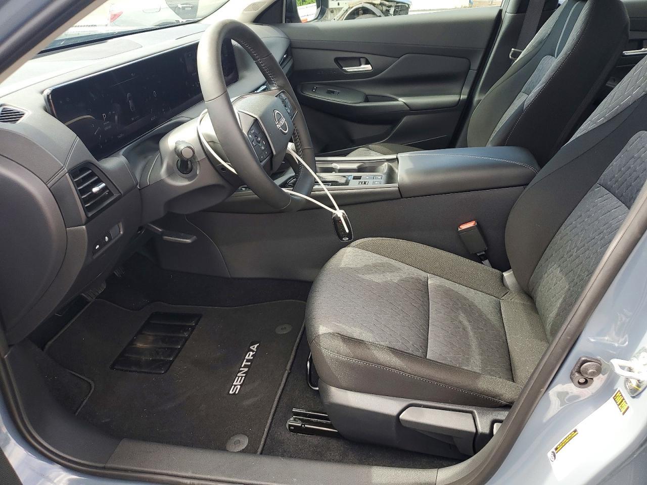 2026 NISSAN SENTRA SV — Фото 7 из 12