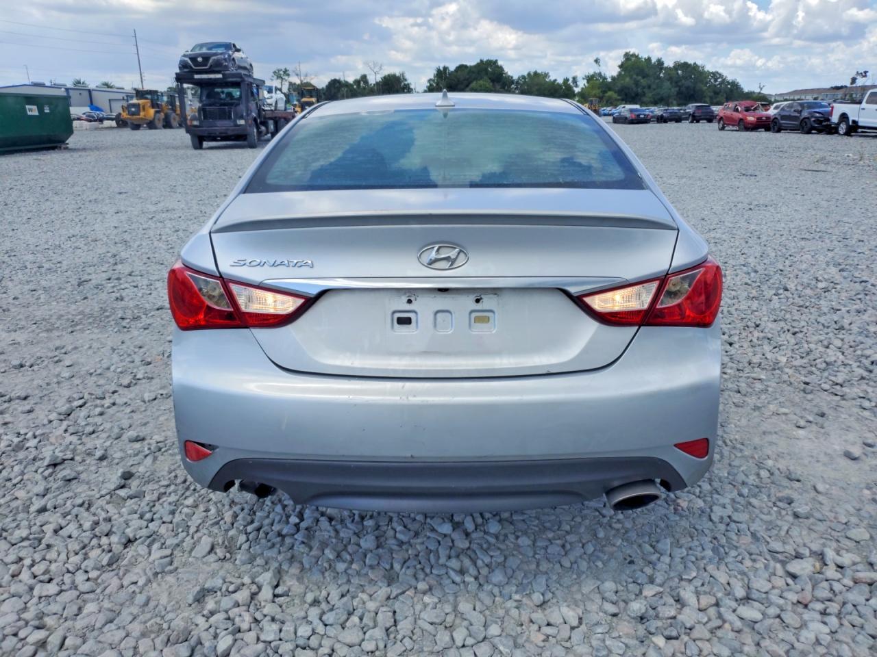 2014 HYUNDAI SONATA SE — Фото 6 из 13
