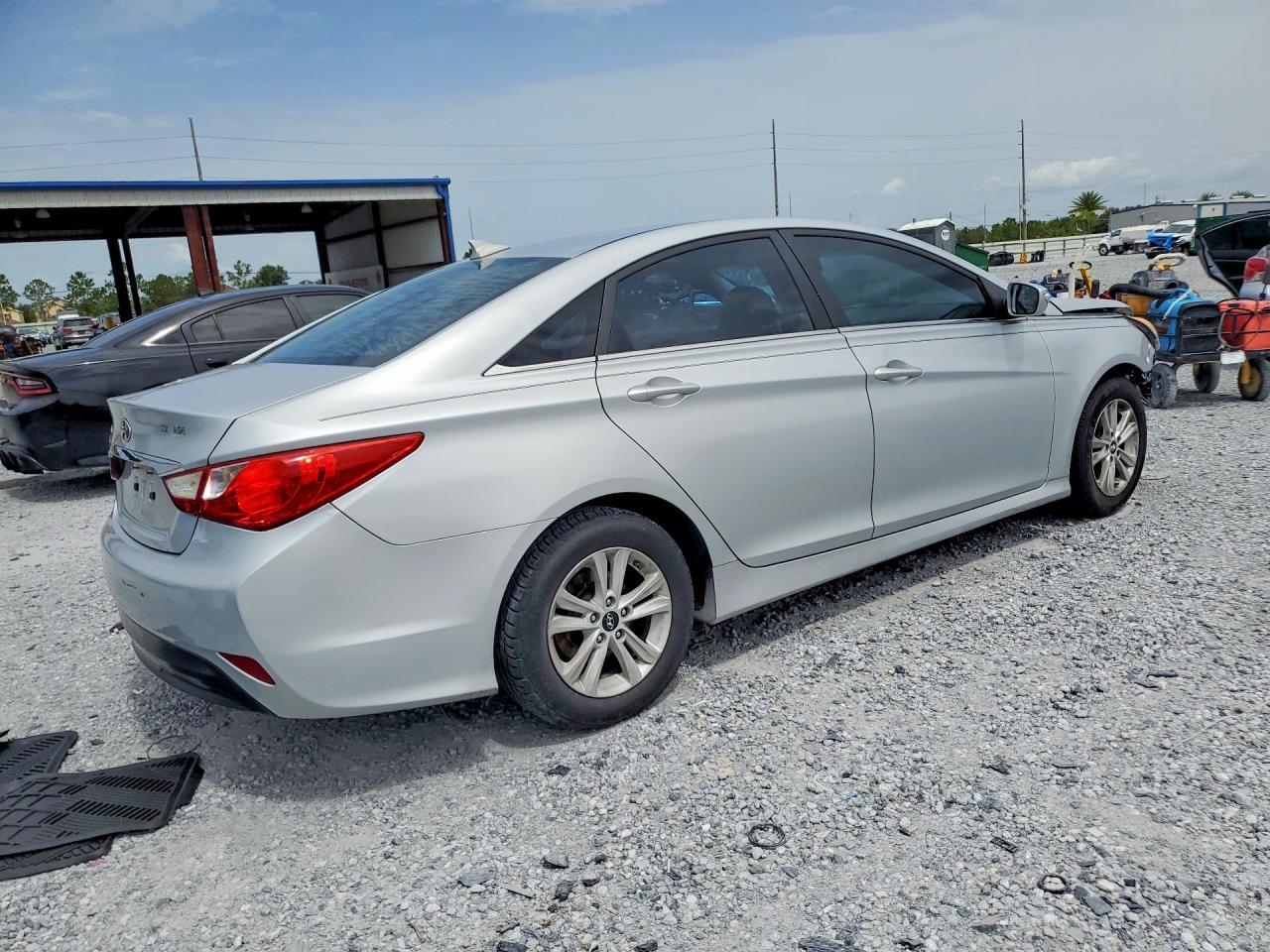 2014 HYUNDAI SONATA GLS — Фото 3 из 13