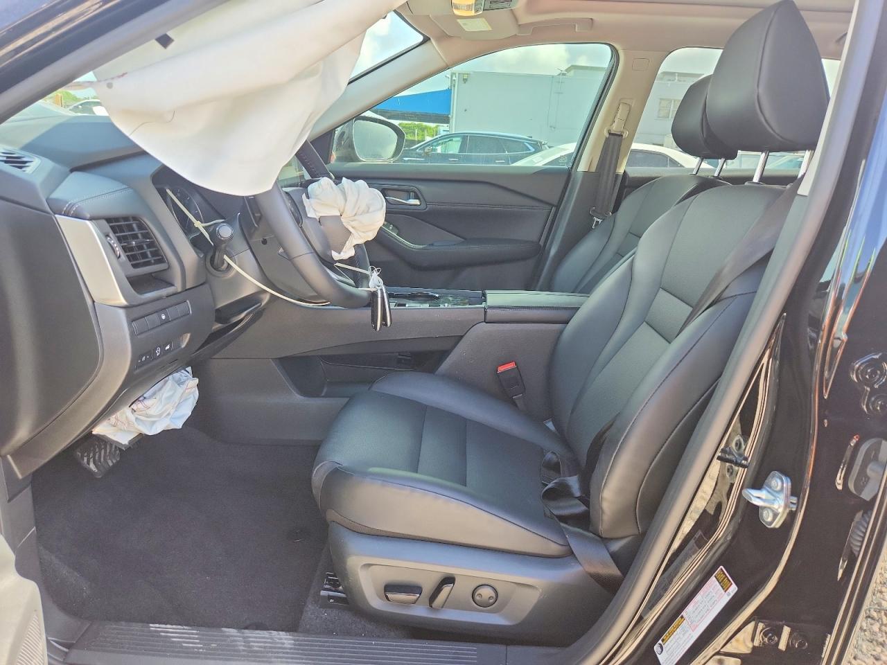 2026 NISSAN ROGUE SV — Фото 7 из 13