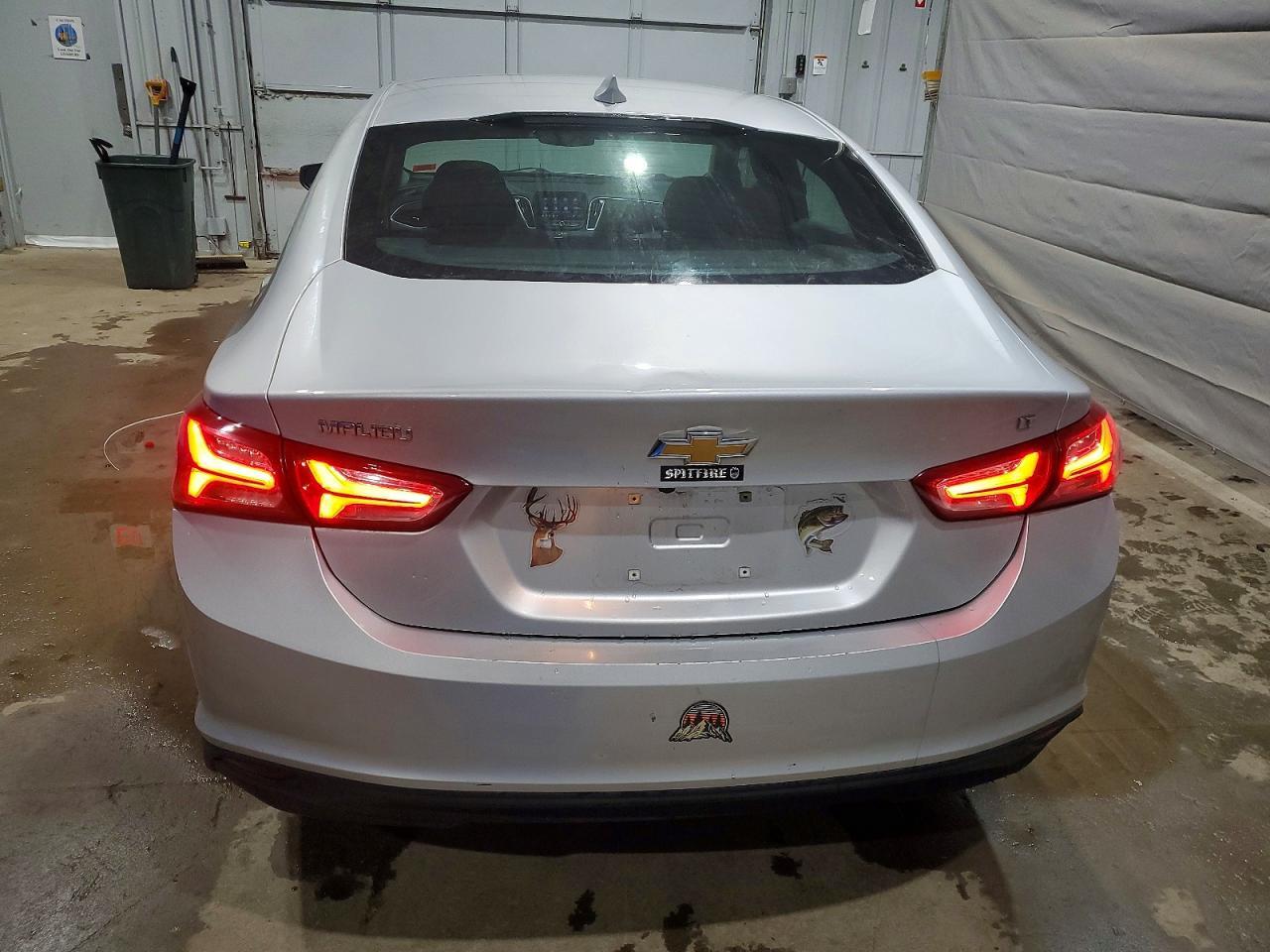 2022 CHEVROLET MALIBU LT — Фото 6 из 12