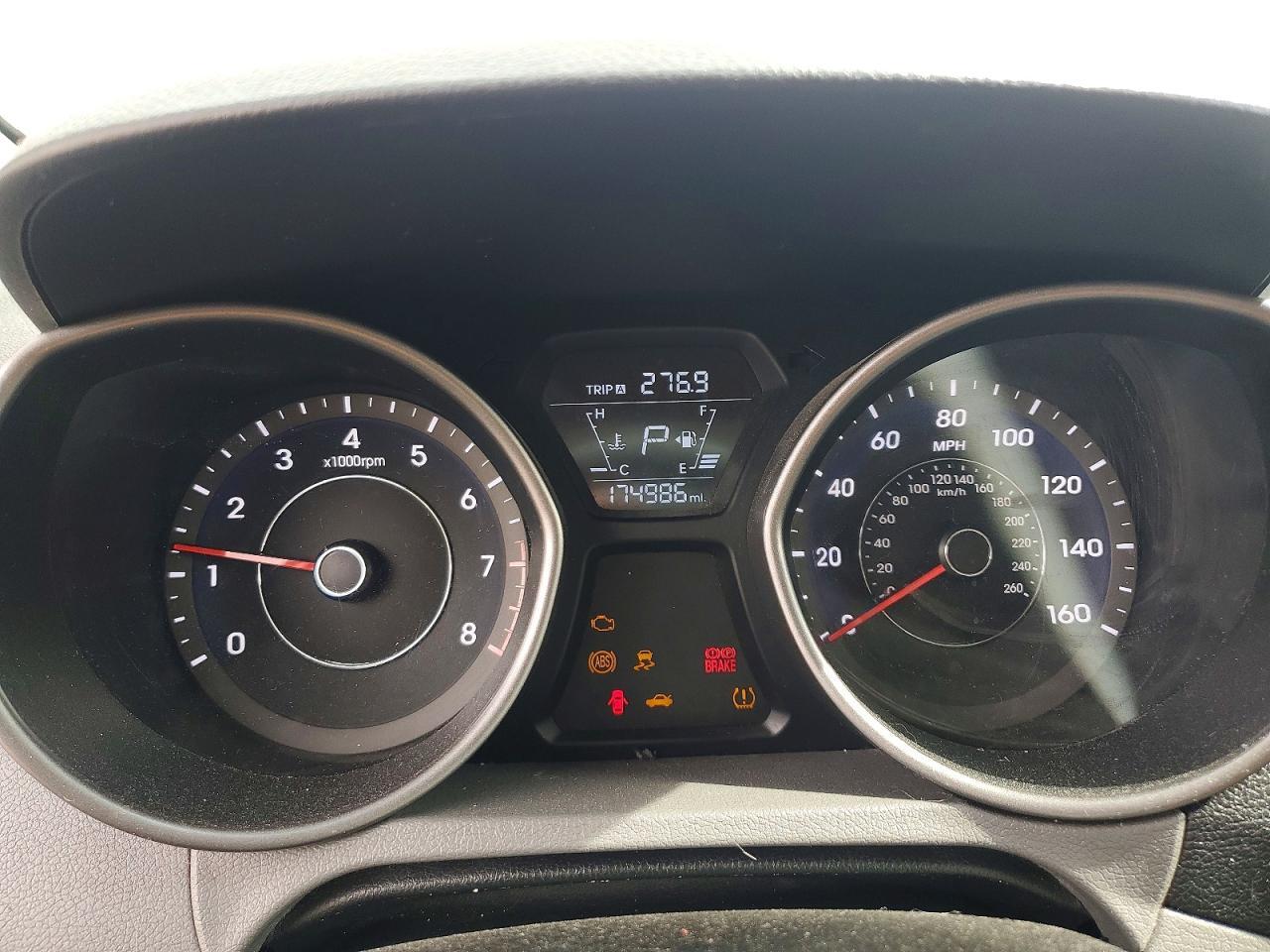 2014 HYUNDAI ELANTRA SE — Фото 9 из 13
