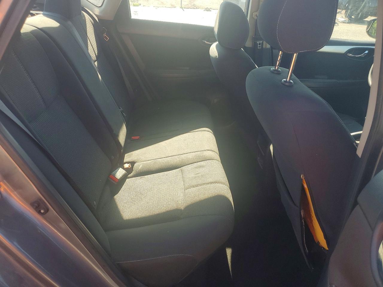 2017 NISSAN SENTRA S — Фото 10 из 12