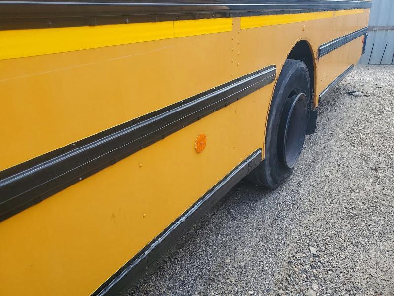 2014 IC CORPORATION CE SERIES SCHOOL - SCHOOL BUS — Фото 9 из 10
