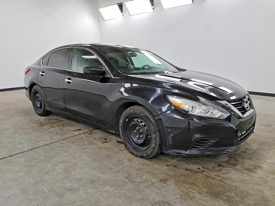 2017 NISSAN ALTIMA 2.5 S — Фото 4 из 12