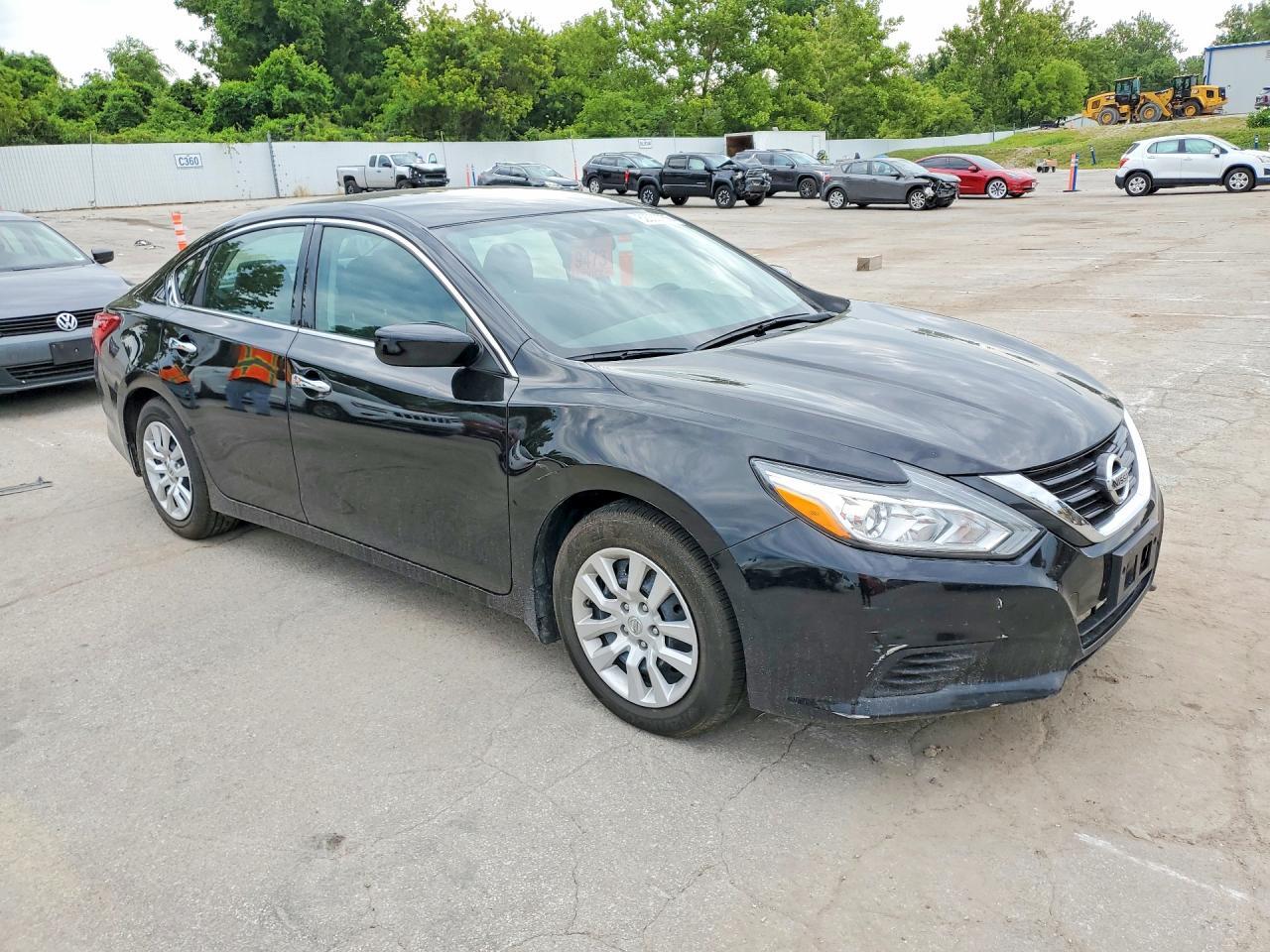 2017 NISSAN ALTIMA 2.5 S — Фото 4 из 12