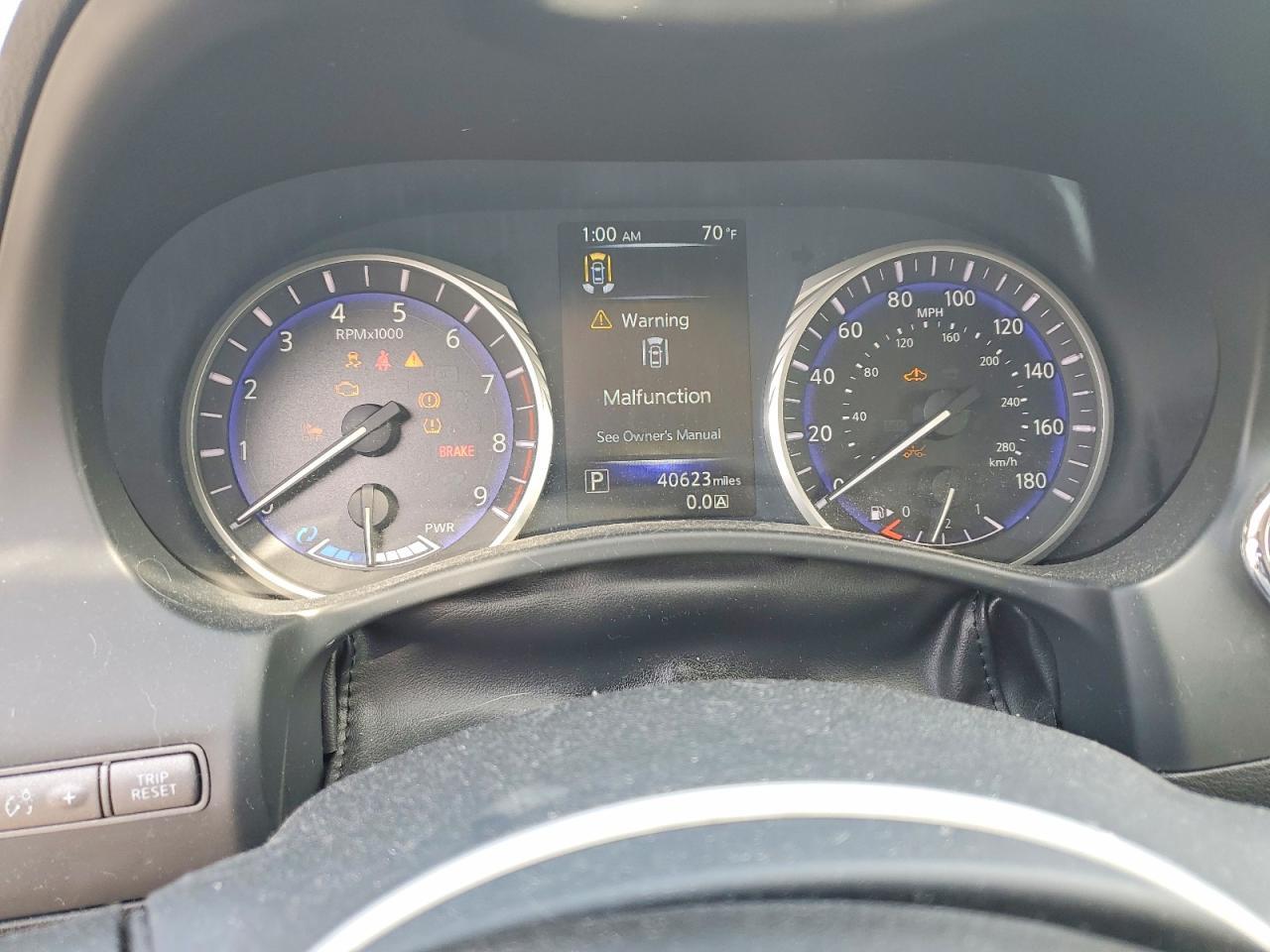 2014 INFINITI Q50 HYBRID PREMIUM — Фото 9 из 12