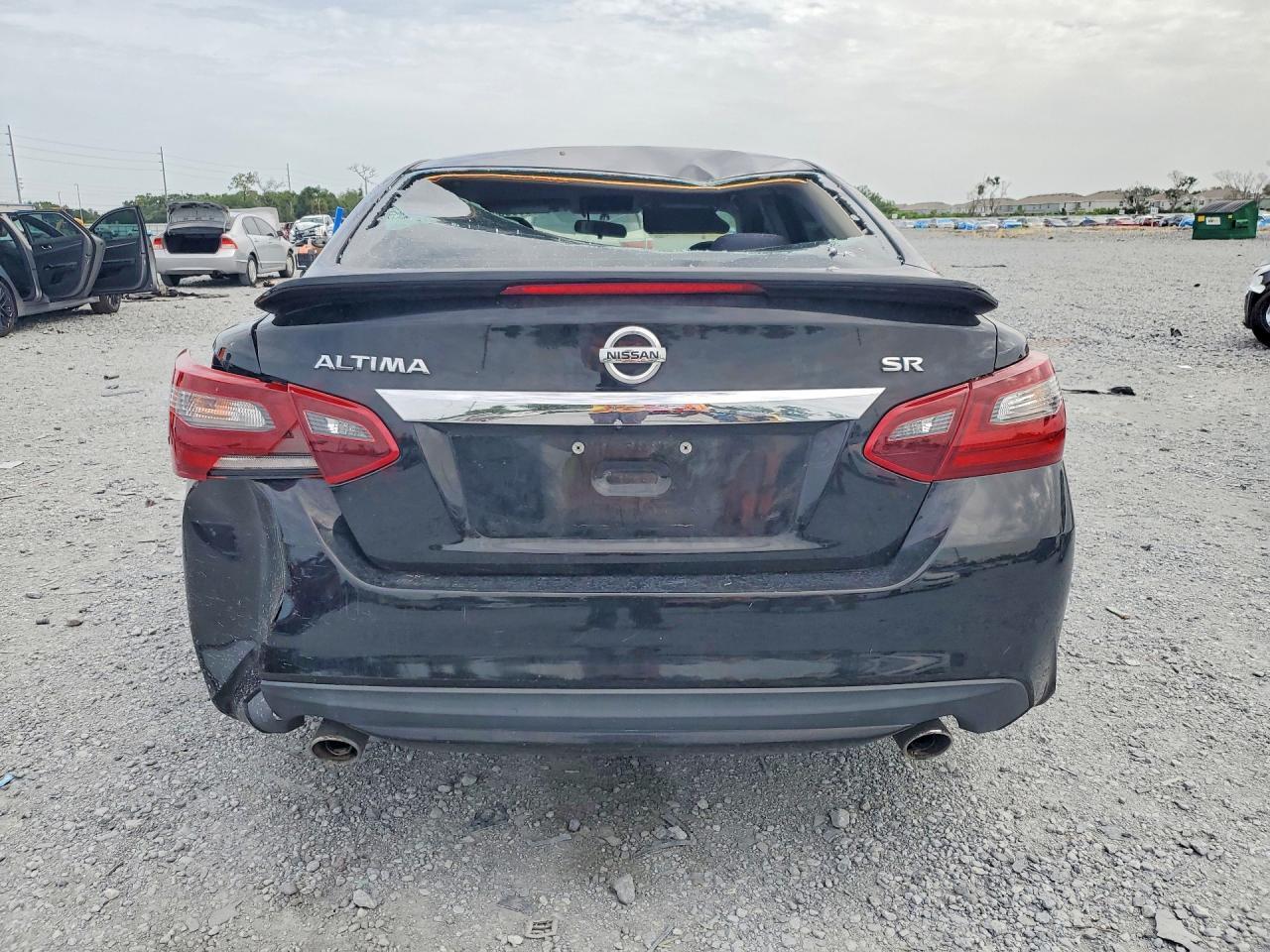 2017 NISSAN ALTIMA 2.5 SR — Фото 6 из 13