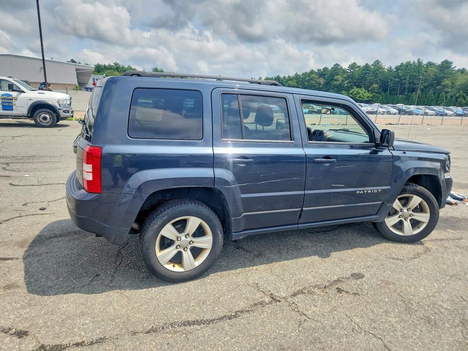 2014 JEEP PATRIOT LATITUDE — Фото 3 из 13