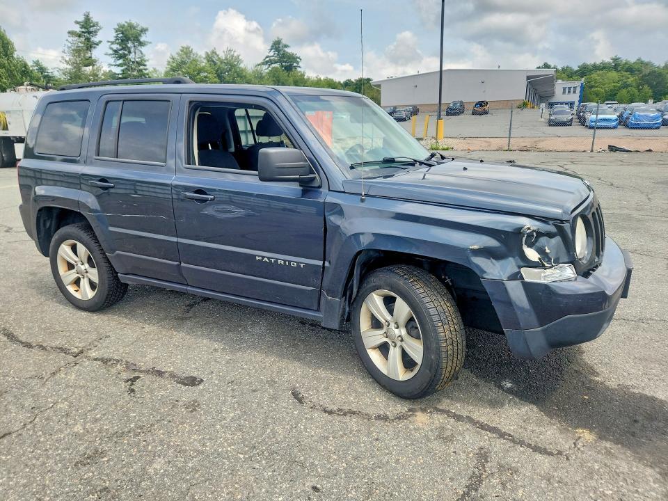 2014 JEEP PATRIOT LATITUDE — Фото 4 из 13
