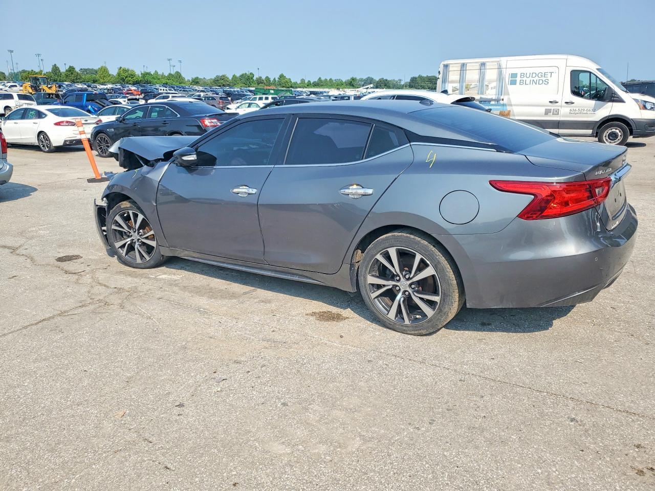 1N4AA6AP1HC412833 2017 NISSAN MAXIMA photo no. 2