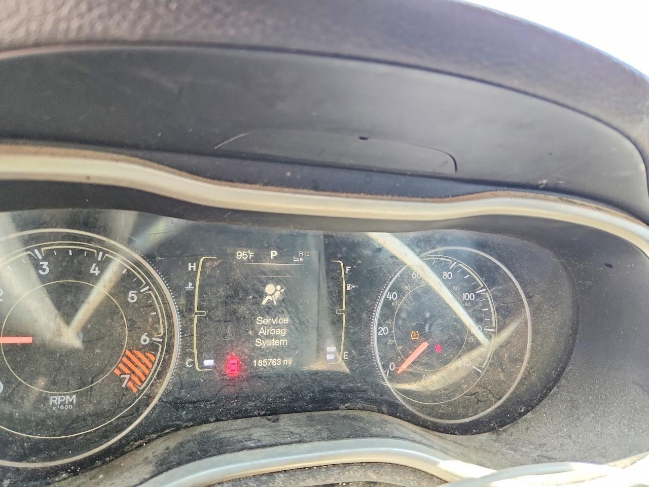 1C4PJLAB9EW112944 2014 JEEP CHEROKEE photo no. 9