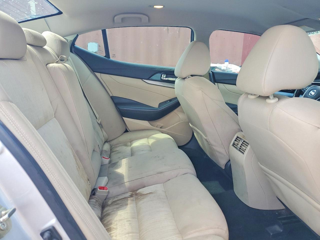 1N4AA6AP6HC366481 2017 NISSAN MAXIMA photo no. 10