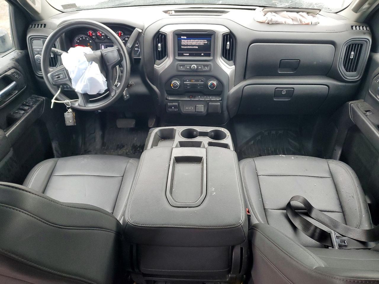 2022 CHEVROLET SILVERADO C2500 HEAVY DUTY — Фото 8 из 13